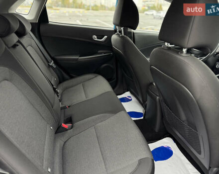 Синий Хендай Kona Electric, объемом двигателя 0 л и пробегом 53 тыс. км за 16700 $, фото 33 на Automoto.ua