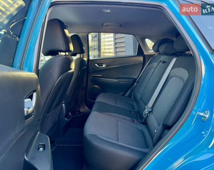 Синий Хендай Kona Electric, объемом двигателя 0 л и пробегом 89 тыс. км за 16999 $, фото 32 на Automoto.ua