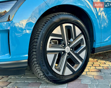 Синий Хендай Kona Electric, объемом двигателя 0 л и пробегом 89 тыс. км за 16999 $, фото 15 на Automoto.ua
