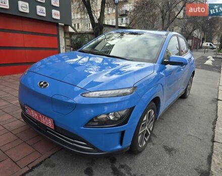 Синий Хендай Kona Electric, объемом двигателя 0 л и пробегом 101 тыс. км за 18300 $, фото 1 на Automoto.ua