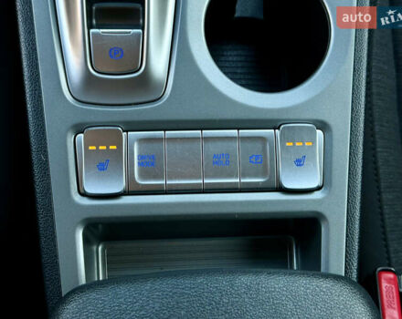 Синий Хендай Kona Electric, объемом двигателя 0 л и пробегом 89 тыс. км за 16999 $, фото 27 на Automoto.ua