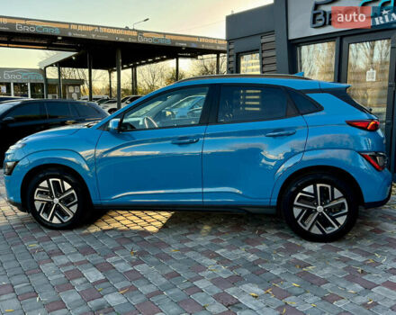 Синий Хендай Kona Electric, объемом двигателя 0 л и пробегом 89 тыс. км за 16999 $, фото 5 на Automoto.ua