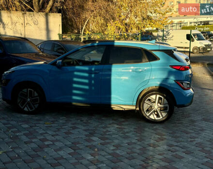 Синий Хендай Kona Electric, объемом двигателя 0 л и пробегом 89 тыс. км за 16999 $, фото 39 на Automoto.ua