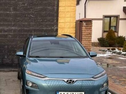 Хендай Kona Electric 2019 у Києві на Automoto.ua Синій Хендай Kona Electric, об'ємом двигуна 0 л та пробігом 104 тис. км за 17040 $, фото 1 на Automoto.ua