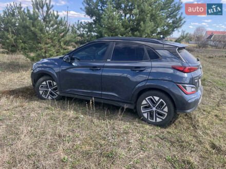 Синий Хендай Kona Electric, объемом двигателя 0 л и пробегом 60 тыс. км за 16800 $, фото 1 на Automoto.ua