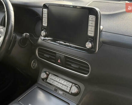 Зеленый Хендай Kona Electric, объемом двигателя 0 л и пробегом 154 тыс. км за 16500 $, фото 31 на Automoto.ua