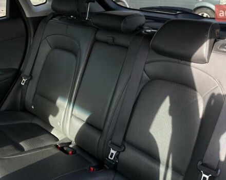 Зеленый Хендай Kona Electric, объемом двигателя 0 л и пробегом 154 тыс. км за 16500 $, фото 22 на Automoto.ua