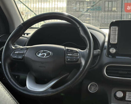 Зеленый Хендай Kona Electric, объемом двигателя 0 л и пробегом 154 тыс. км за 16500 $, фото 21 на Automoto.ua