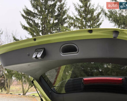 Зеленый Хендай Kona Electric, объемом двигателя 0 л и пробегом 103 тыс. км за 17300 $, фото 55 на Automoto.ua