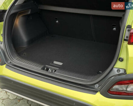 Зеленый Хендай Kona Electric, объемом двигателя 0 л и пробегом 103 тыс. км за 17300 $, фото 52 на Automoto.ua