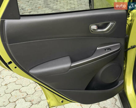 Зеленый Хендай Kona Electric, объемом двигателя 0 л и пробегом 103 тыс. км за 17300 $, фото 38 на Automoto.ua