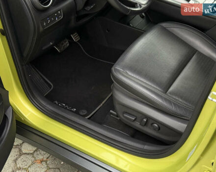 Зеленый Хендай Kona Electric, объемом двигателя 0 л и пробегом 103 тыс. км за 17300 $, фото 24 на Automoto.ua