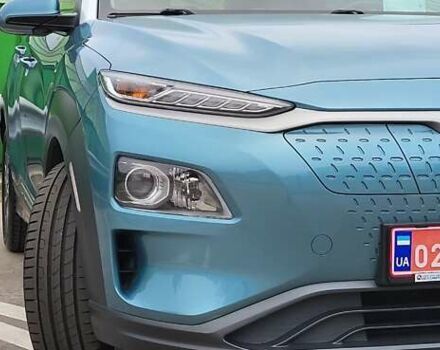 Зеленый Хендай Kona Electric, объемом двигателя 0 л и пробегом 150 тыс. км за 18500 $, фото 2 на Automoto.ua