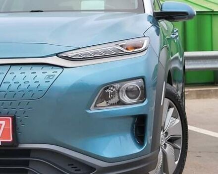 Зеленый Хендай Kona Electric, объемом двигателя 0 л и пробегом 150 тыс. км за 18500 $, фото 3 на Automoto.ua
