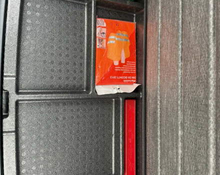 Зеленый Хендай Kona Electric, объемом двигателя 0 л и пробегом 94 тыс. км за 17700 $, фото 25 на Automoto.ua