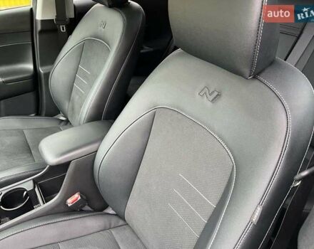 Зелений Хендай Kona Electric, об'ємом двигуна 0 л та пробігом 8 тис. км за 23899 $, фото 38 на Automoto.ua