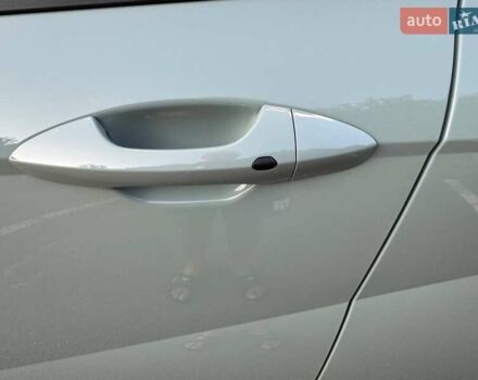 Зеленый Хендай Kona Electric, объемом двигателя 0 л и пробегом 19 тыс. км за 23700 $, фото 12 на Automoto.ua