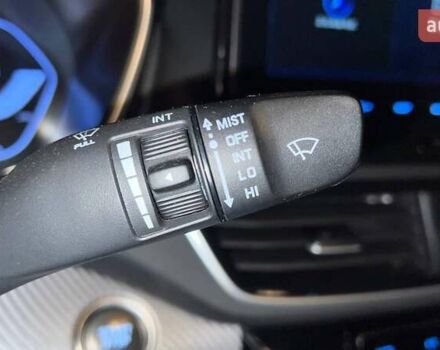 Белый Хендай Lafesta, объемом двигателя 0 л и пробегом 22 тыс. км за 23990 $, фото 16 на Automoto.ua