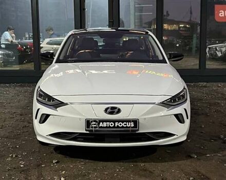 Белый Хендай Lafesta, объемом двигателя 0 л и пробегом 22 тыс. км за 23990 $, фото 1 на Automoto.ua