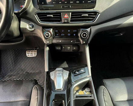 Белый Хендай Lafesta, объемом двигателя 0 л и пробегом 67 тыс. км за 19500 $, фото 11 на Automoto.ua