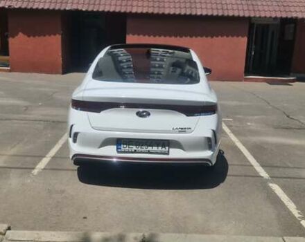 Белый Хендай Lafesta, объемом двигателя 0 л и пробегом 82 тыс. км за 19300 $, фото 9 на Automoto.ua