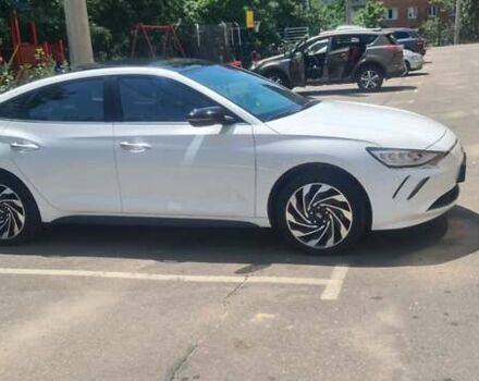 Белый Хендай Lafesta, объемом двигателя 0 л и пробегом 82 тыс. км за 19300 $, фото 13 на Automoto.ua