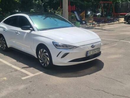 Хендай Lafesta 2021 в Николаеве на Automoto.ua Белый Хендай Lafesta, объемом двигателя 0 л и пробегом 82 тыс. км за 19300 $, фото 1 на Automoto.ua