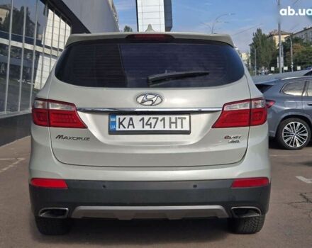 Бежевий Хендай Maxcruz, об'ємом двигуна 2.2 л та пробігом 255 тис. км за 20999 $, фото 5 на Automoto.ua