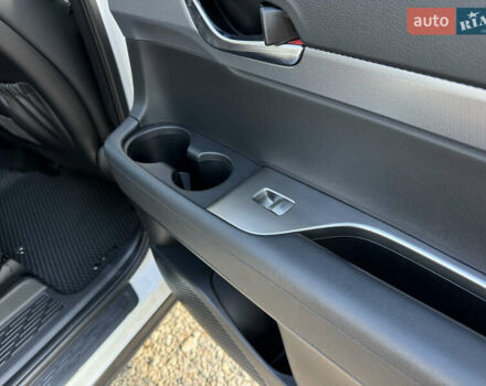 Хендай Palisade 2019 у Умани на Automoto.ua Білий Хендай Palisade, об'ємом двигуна 2.2 л та пробігом 104 тис. км за 37000 $, фото 14 на Automoto.ua