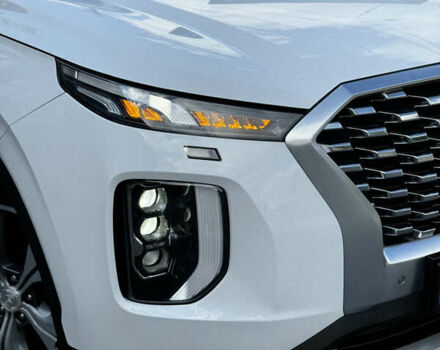 Белый Хендай Palisade, объемом двигателя 2.2 л и пробегом 95 тыс. км за 41499 $, фото 11 на Automoto.ua