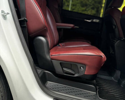 Белый Хендай Palisade, объемом двигателя 2.2 л и пробегом 95 тыс. км за 41499 $, фото 77 на Automoto.ua