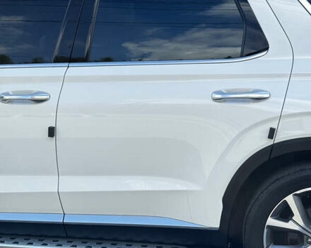 Белый Хендай Palisade, объемом двигателя 2.2 л и пробегом 95 тыс. км за 41499 $, фото 31 на Automoto.ua