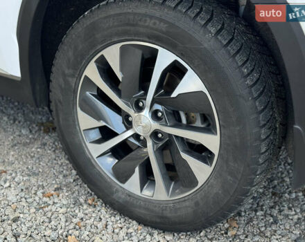 Хендай Palisade 2019 у Умани на Automoto.ua Білий Хендай Palisade, об'ємом двигуна 2.2 л та пробігом 104 тис. км за 37000 $, фото 6 на Automoto.ua