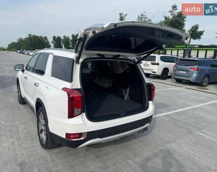 Белый Хендай Palisade, объемом двигателя 2.2 л и пробегом 56 тыс. км за 38900 $, фото 9 на Automoto.ua