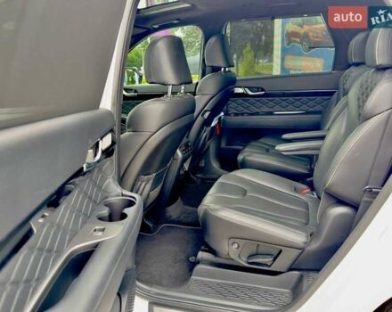 Белый Хендай Palisade, объемом двигателя 3.78 л и пробегом 21 тыс. км за 40000 $, фото 25 на Automoto.ua