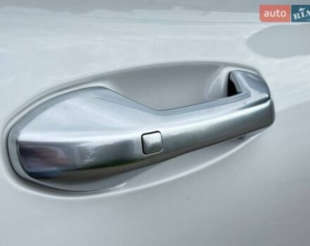 Белый Хендай Palisade, объемом двигателя 3.78 л и пробегом 21 тыс. км за 40000 $, фото 4 на Automoto.ua