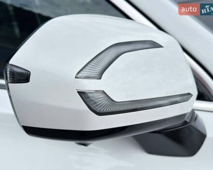 Белый Хендай Palisade, объемом двигателя 3.78 л и пробегом 21 тыс. км за 40000 $, фото 6 на Automoto.ua