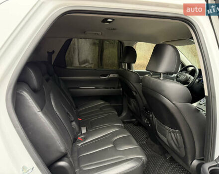 Білий Хендай Palisade, об'ємом двигуна 2.2 л та пробігом 212 тис. км за 31900 $, фото 22 на Automoto.ua