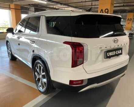 Белый Хендай Palisade, объемом двигателя 2.2 л и пробегом 53 тыс. км за 23300 $, фото 5 на Automoto.ua