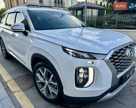 Белый Хендай Palisade, объемом двигателя 2.2 л и пробегом 58 тыс. км за 39000 $, фото 11 на Automoto.ua