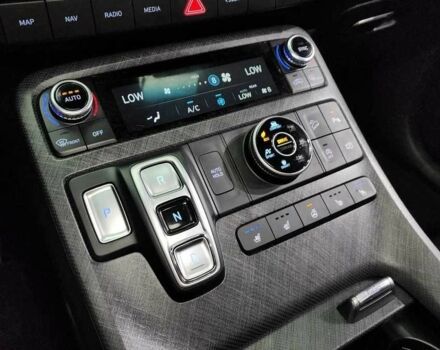 Белый Хендай Palisade, объемом двигателя 2.2 л и пробегом 26 тыс. км за 32000 $, фото 12 на Automoto.ua