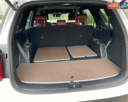 Белый Хендай Palisade, объемом двигателя 2.2 л и пробегом 99 тыс. км за 33500 $, фото 8 на Automoto.ua