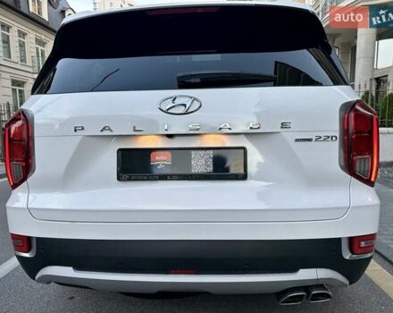 Белый Хендай Palisade, объемом двигателя 2.2 л и пробегом 58 тыс. км за 39000 $, фото 5 на Automoto.ua