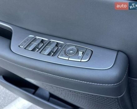 Белый Хендай Palisade, объемом двигателя 2.2 л и пробегом 58 тыс. км за 39000 $, фото 23 на Automoto.ua