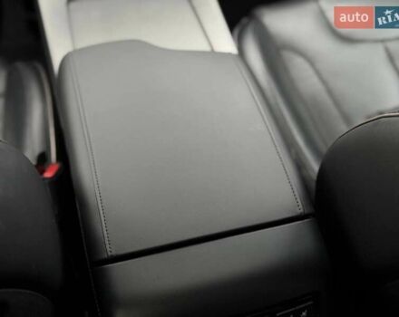 Черный Хендай Palisade, объемом двигателя 3.78 л и пробегом 121 тыс. км за 26900 $, фото 62 на Automoto.ua