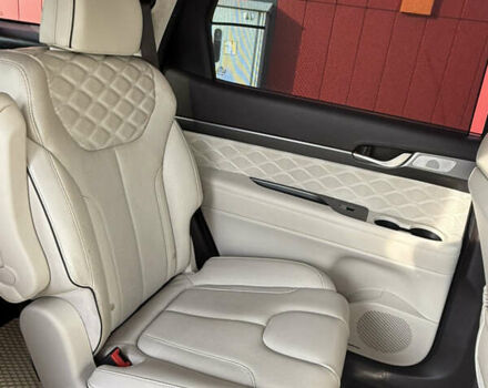 Черный Хендай Palisade, объемом двигателя 3.78 л и пробегом 66 тыс. км за 34000 $, фото 12 на Automoto.ua