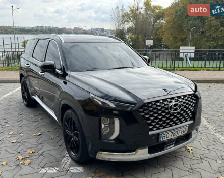 Черный Хендай Palisade, объемом двигателя 3.78 л и пробегом 85 тыс. км за 25555 $, фото 2 на Automoto.ua