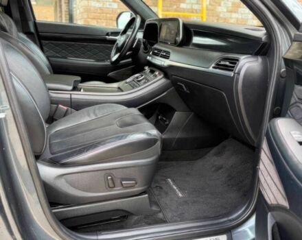 Сірий Хендай Palisade, об'ємом двигуна 3.8 л та пробігом 46 тис. км за 24000 $, фото 8 на Automoto.ua