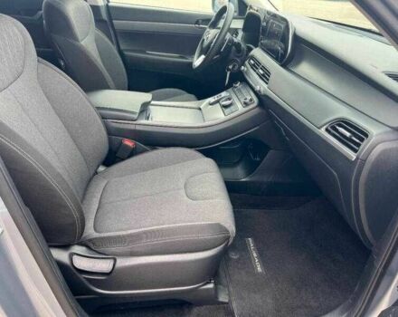 Серый Хендай Palisade, объемом двигателя 3.8 л и пробегом 34 тыс. км за 8200 $, фото 12 на Automoto.ua