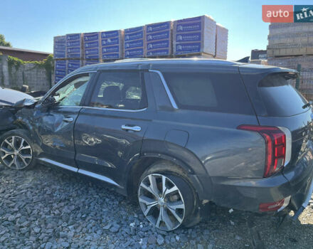Серый Хендай Palisade, объемом двигателя 3.8 л и пробегом 5 тыс. км за 10000 $, фото 4 на Automoto.ua